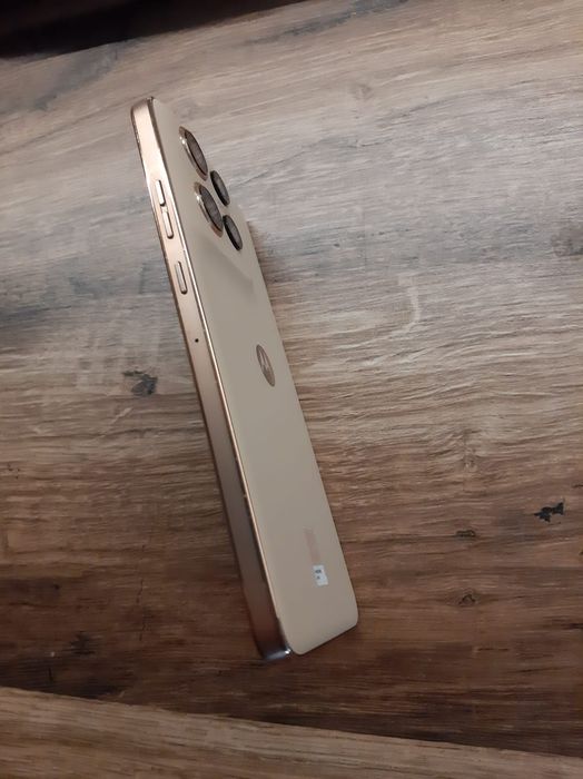 Motorola edge 50 neo 256gb 8gb ram