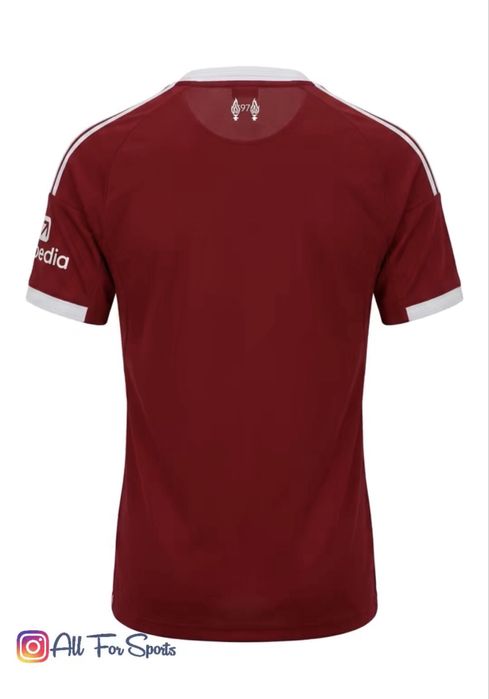 Adidas  / Liverpool , Адидас / Ливърпул