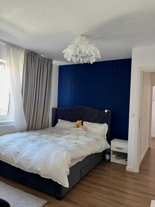 Vand casă, zona Victoriei,11 ari de teren