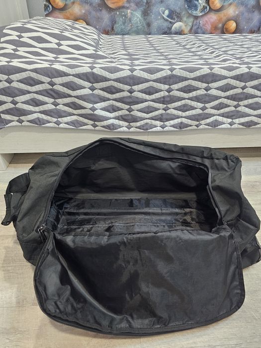 Продам дорожную сумку.