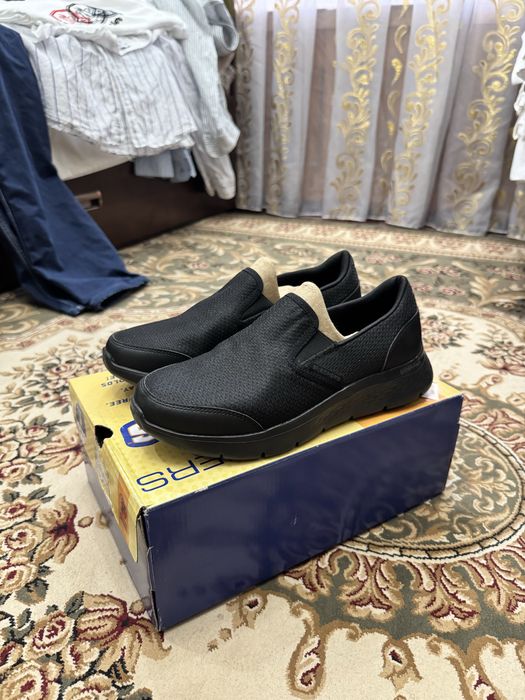 Оригинальные Skechers 41 размер