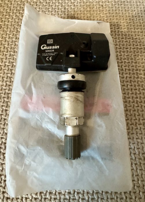 4 броя датчици Gussin за налягане в гуми