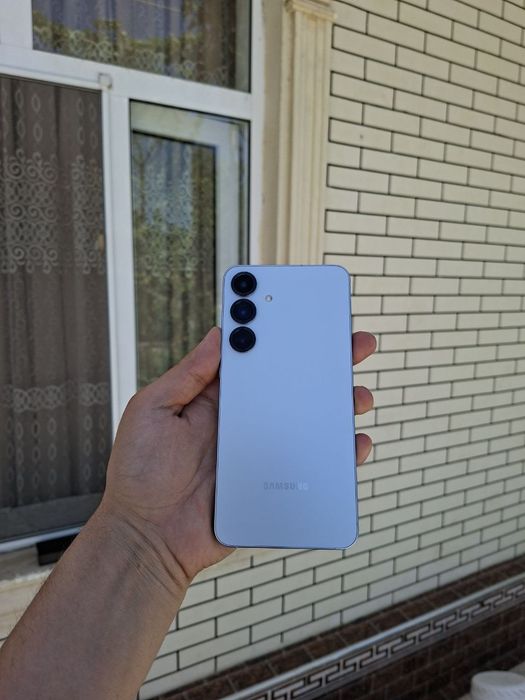 Samsung S25 Plus 12/256g sotiladi