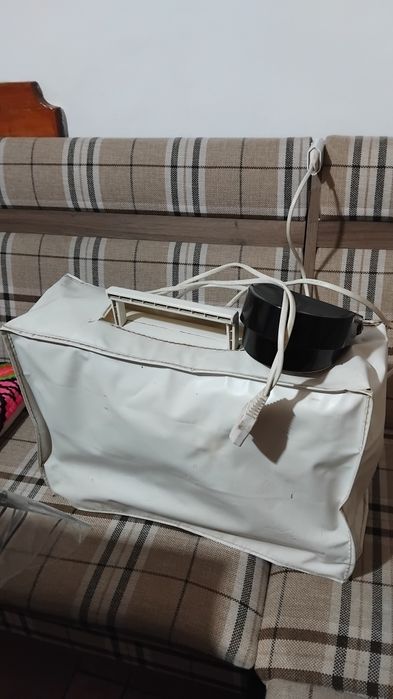 Mașina de cusut Privileg