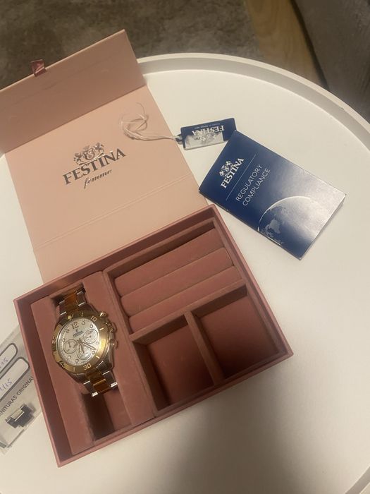 Дамски часовник Festina