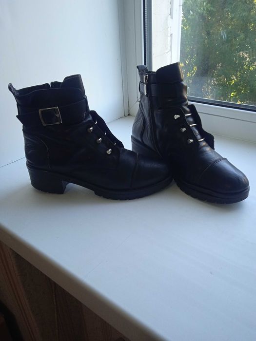 Женские ботинки весна- осень