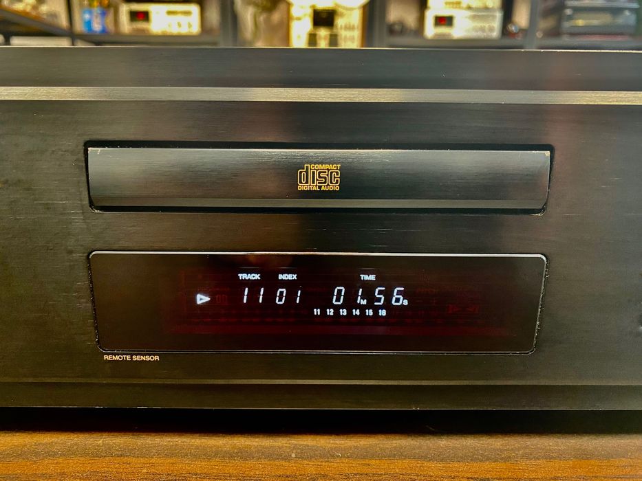 Висок клас CD плеър Denon