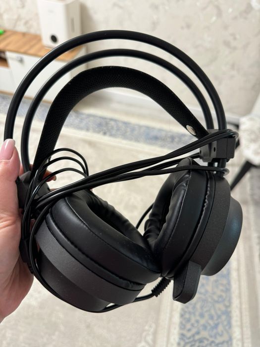 Продам игровые наушники