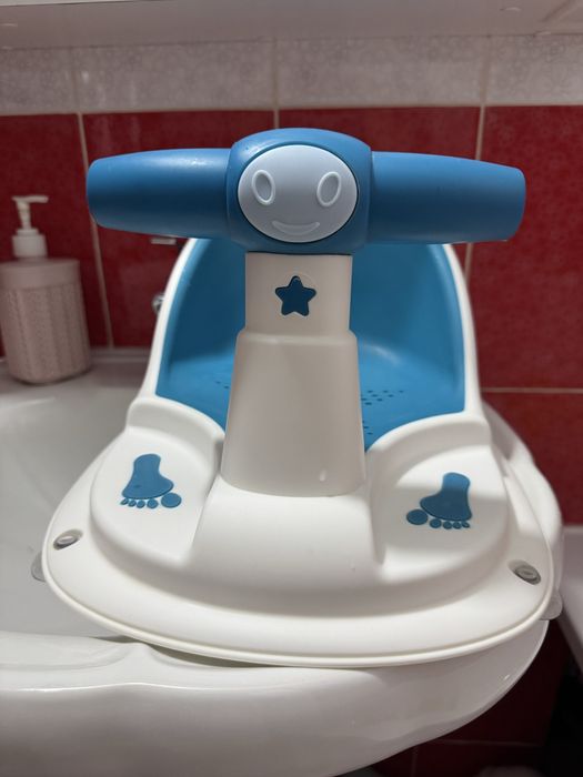 Продам детский стульчик, сиденье для купания