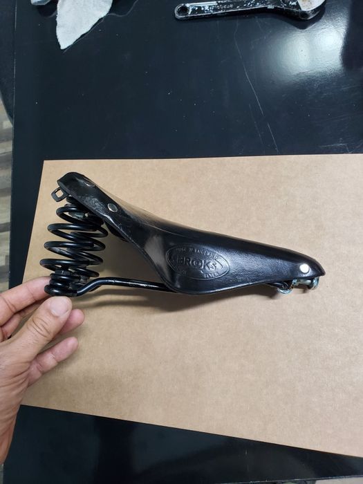 BROOKS седло на велосипед.