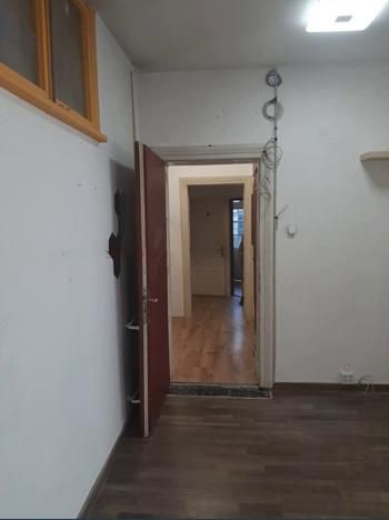 Дава се под наем Офис в София, Център - 100 кв.м за 1000 € - Снимка #1
