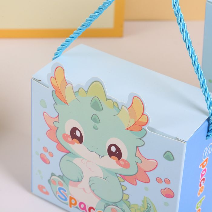 Подарочные коробки