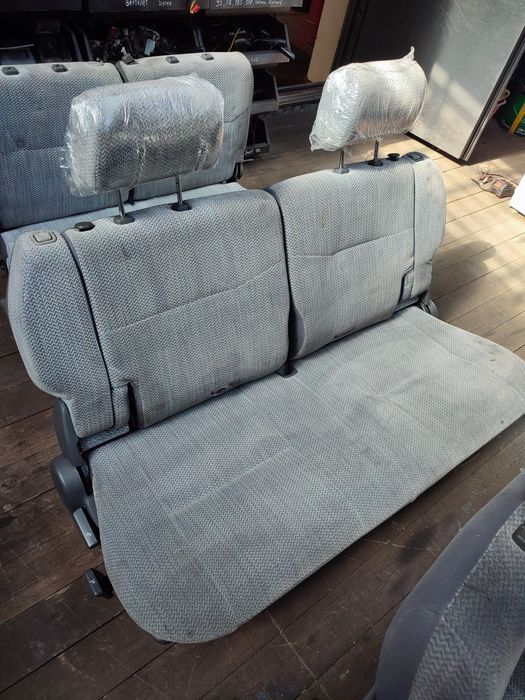 Комплект сидений Mitsubishi Chariot