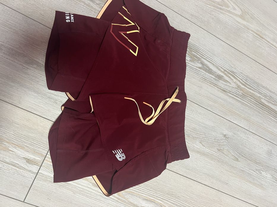 Спортни панталонки new balance