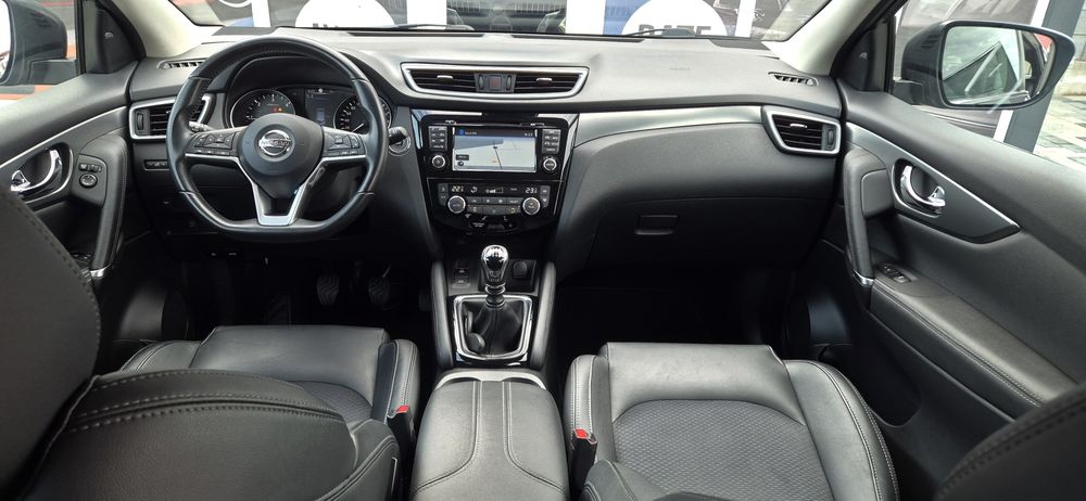 Nissan Qashqai  led xenon camere piele escaune incalzite garantie rate