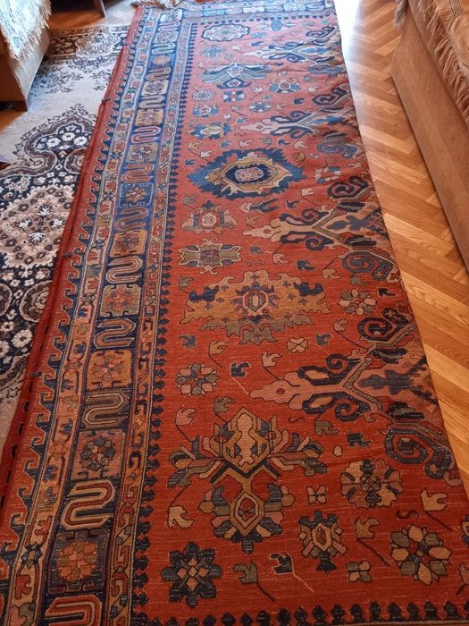 Немецкие ковры в хорошем состоянии