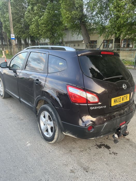 Nissan Qashqai +2 2010