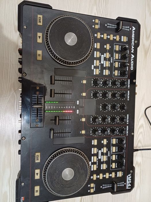 Vând placa Dj American Audio VMS4.1