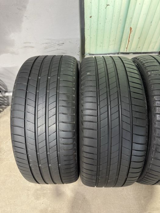 Anvelope  vara 245/40R19 Bridgestone dot2022