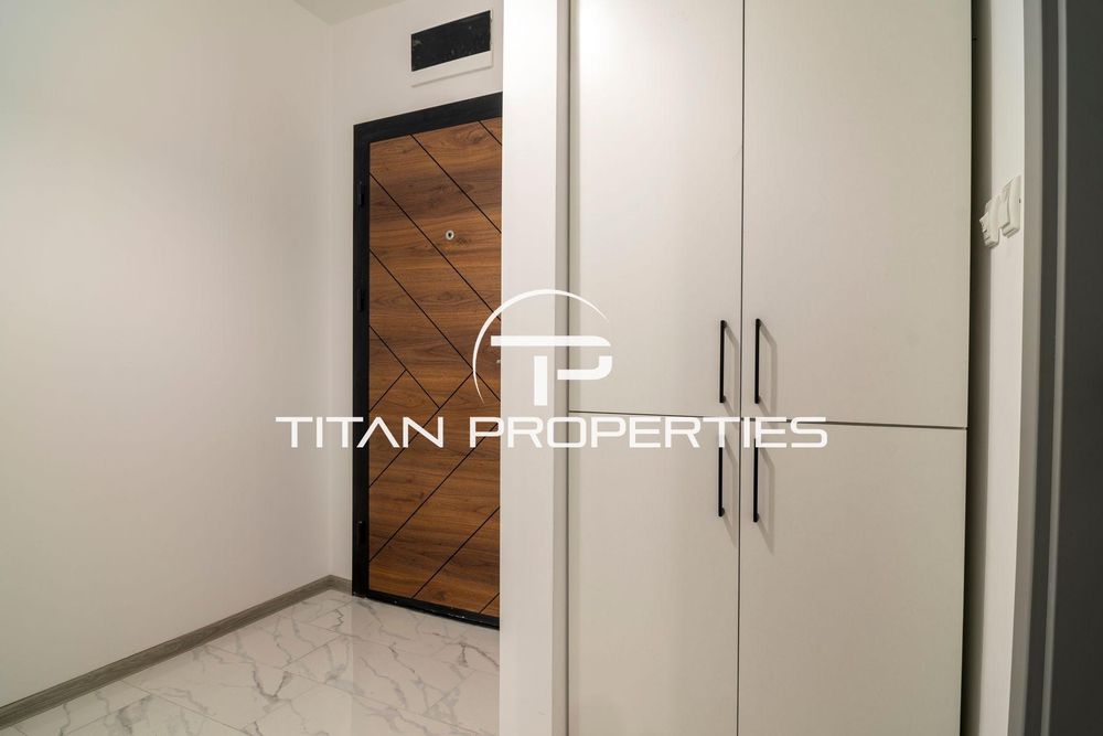 ЕКСКЛУЗИВНО! Двустаен апартамент под наем в жк. Остромила