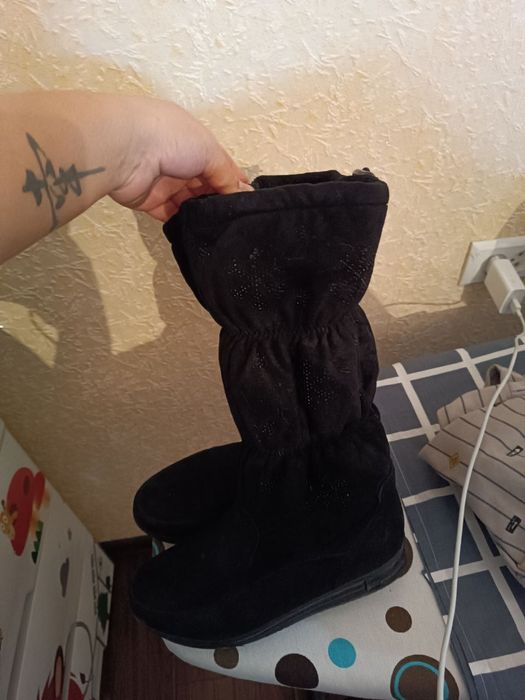 Сапоги 37-38 разм. 150 тыс.