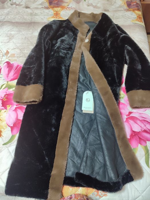 Срочно продам эко шубу