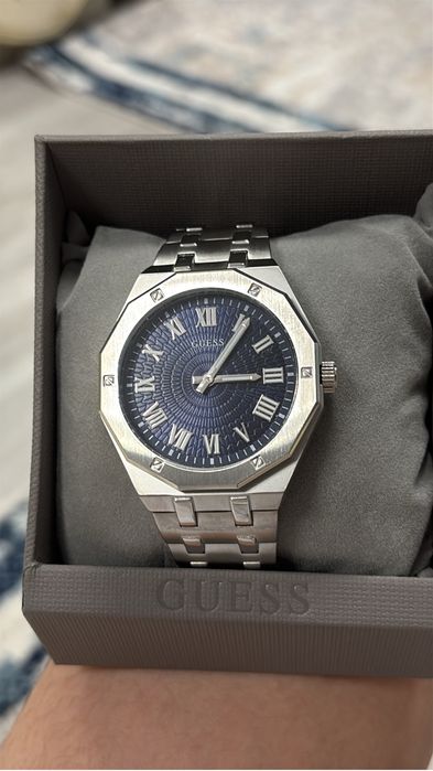 часы Guess оригинал новые