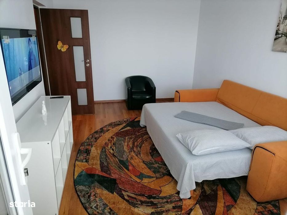 Apartament 2 camere decomandat,an universitar