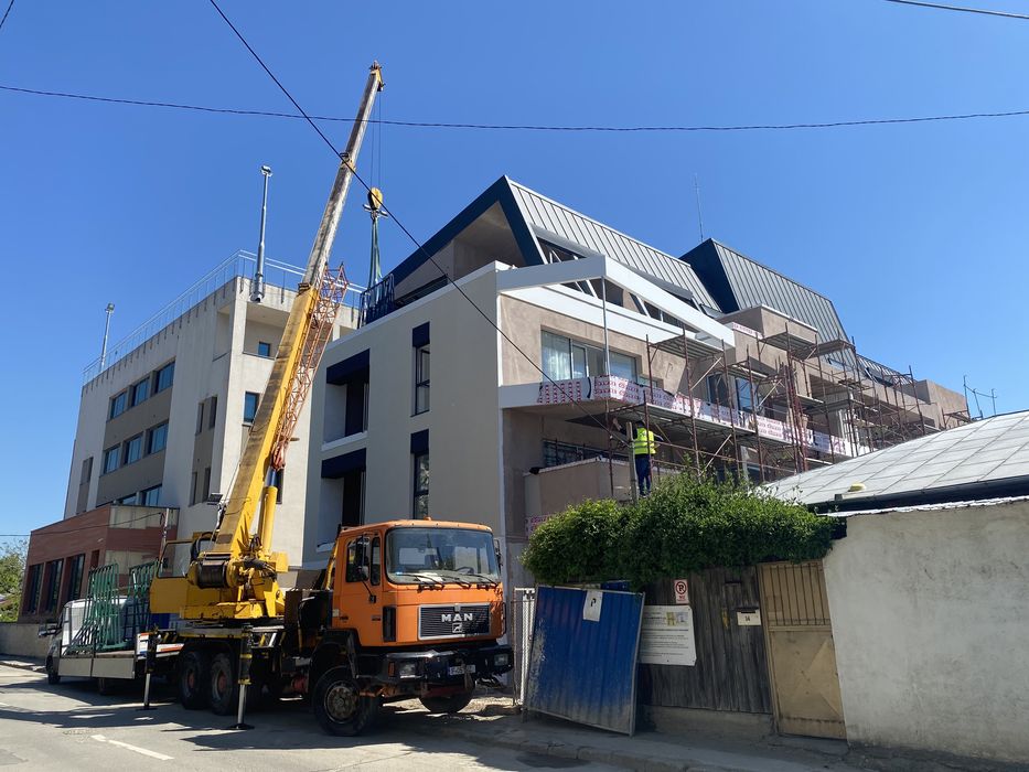 Inchiriez macara automacara