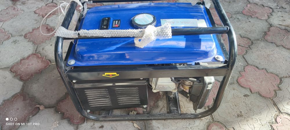 Бензиновый генератор Макита