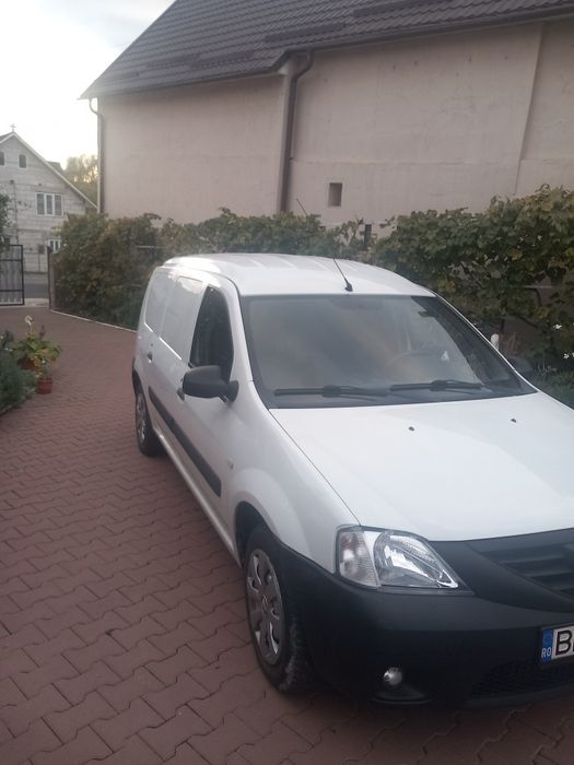 Vând autoutilitară