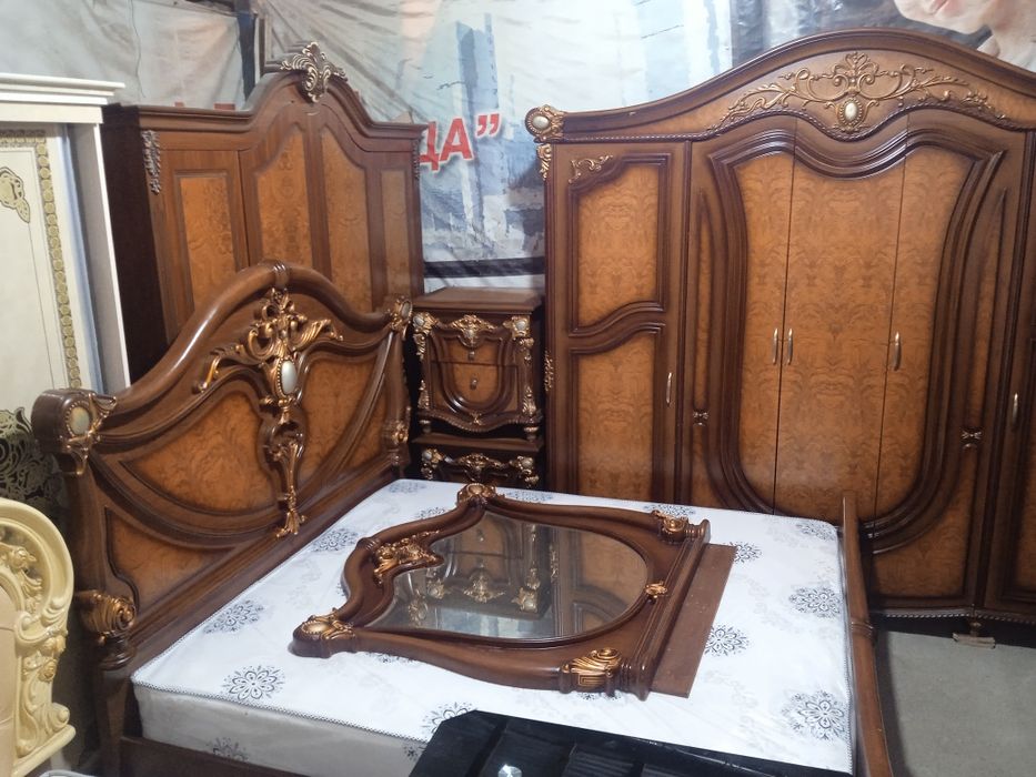 Качественные спальни гарнитуры (б\у)