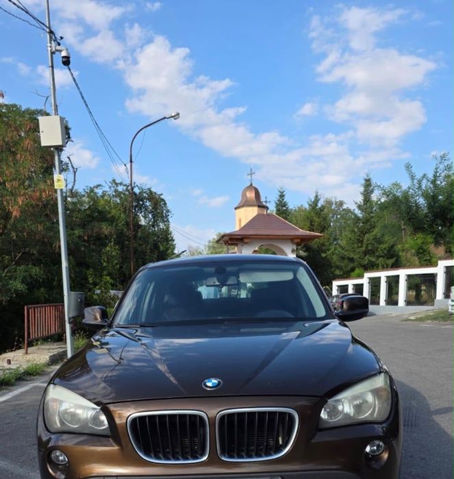 BMW  2011 — imagine 10