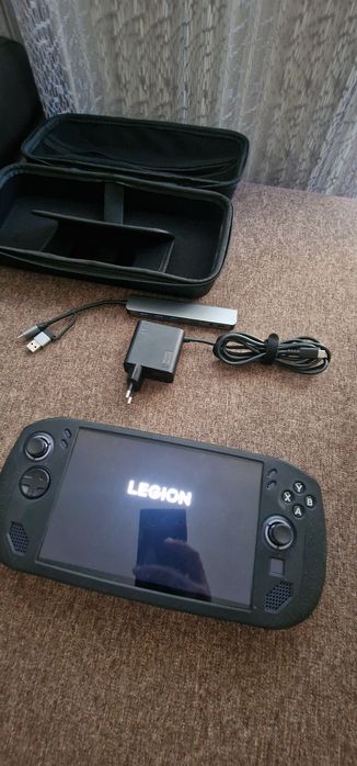 Lenovo Legion go s IN GARANTIE