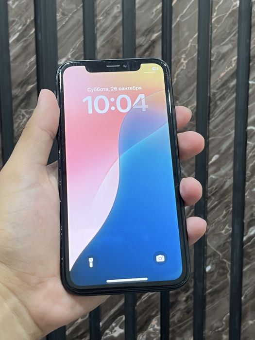 Продам iPhone XR