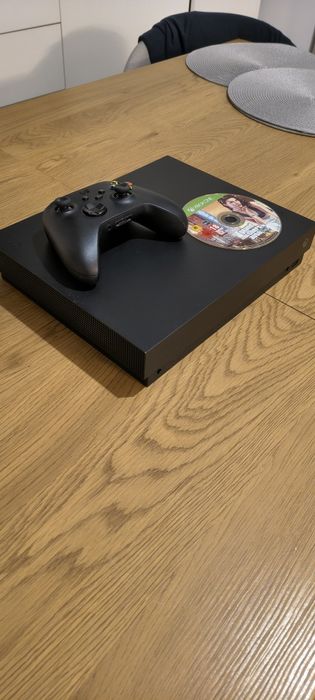 Xbox one X in stare buna