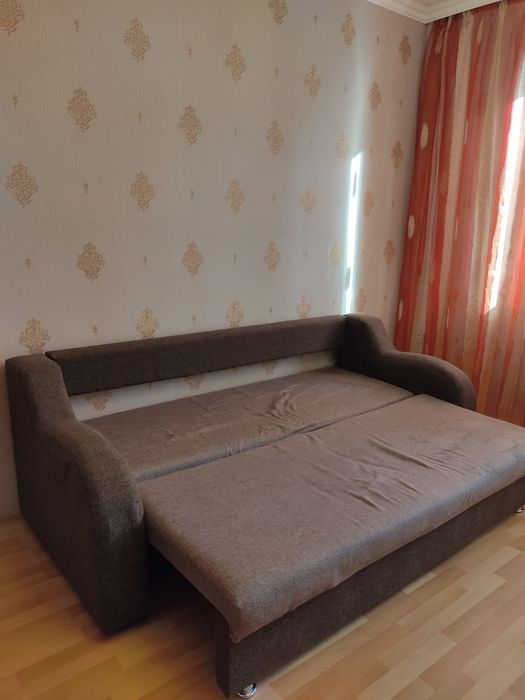 Продаю Диван раскладной