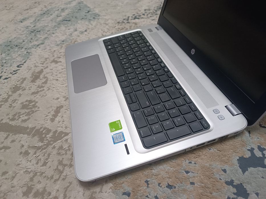 Мощный core i7 -7 с SSD, Full HD ноутбук