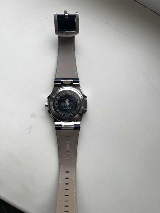 Часы наручные новые