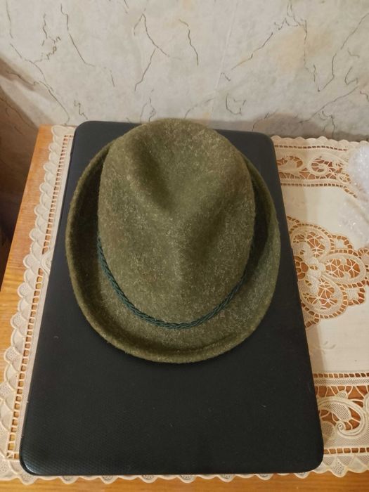 Ретро ловна Тиролска шапка за Колекция/Реквизит/(зелена)