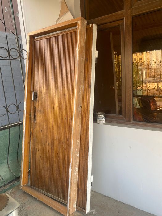 Temir va yog’och eshiklar