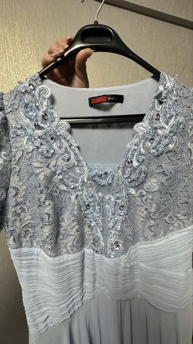 Продается вечернее платье