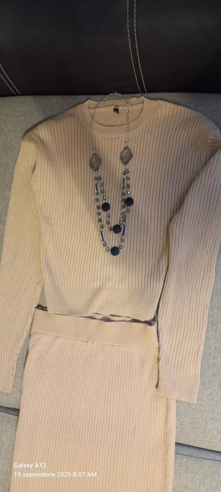 Set compleu și cizme dama mărime 39