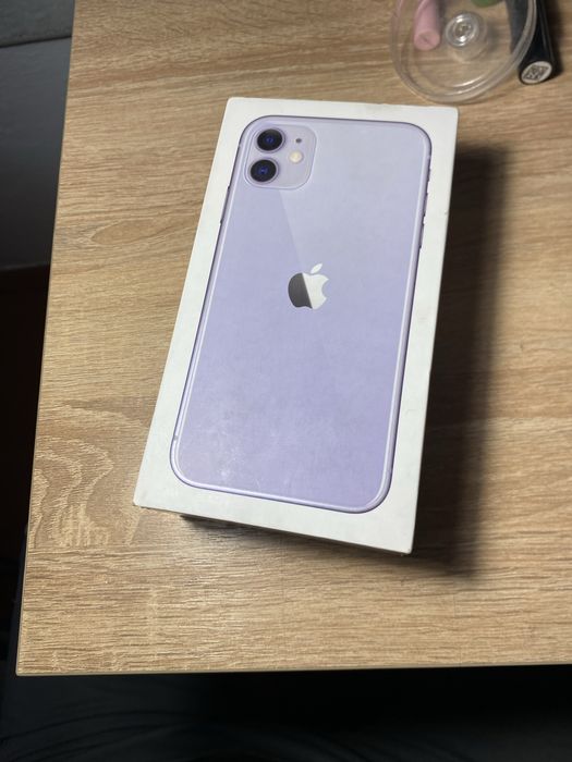 iPhone 11  64gbb