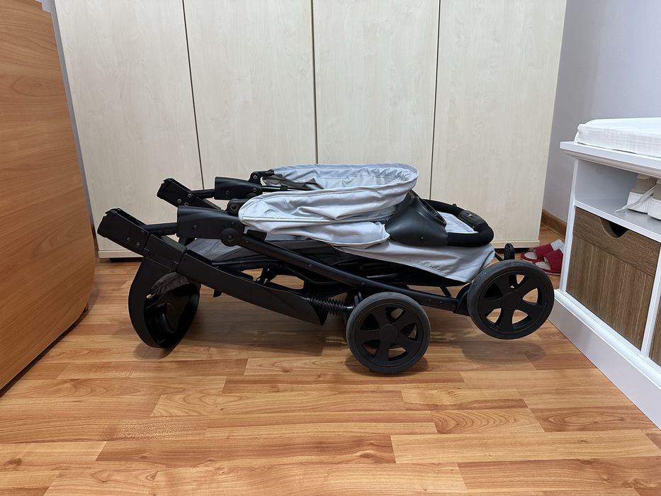 Carucior bebeluși/copii (de la naștere până la 25 kg)