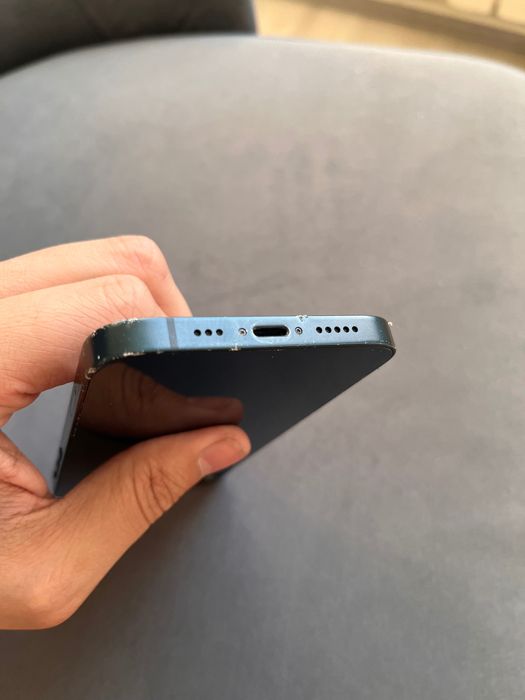 Продам iPhone 13 айфон 13