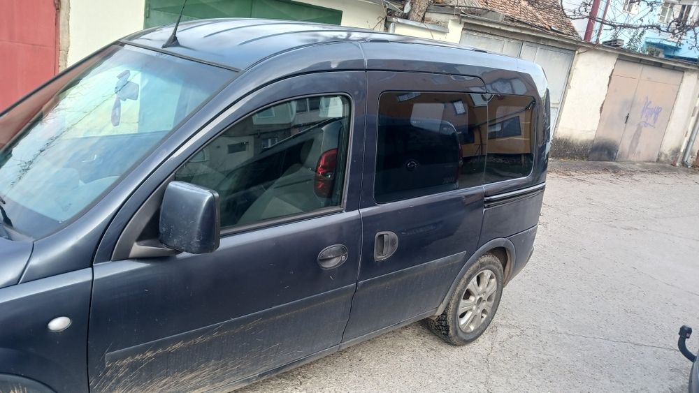 Opel combo  tour 2008