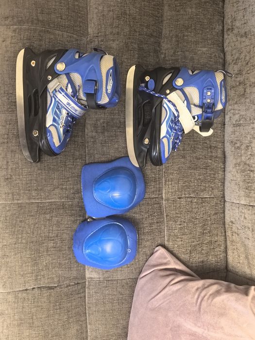 Коньки хоккейные детские