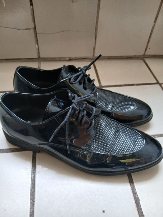 40 razmer lakirovinniy