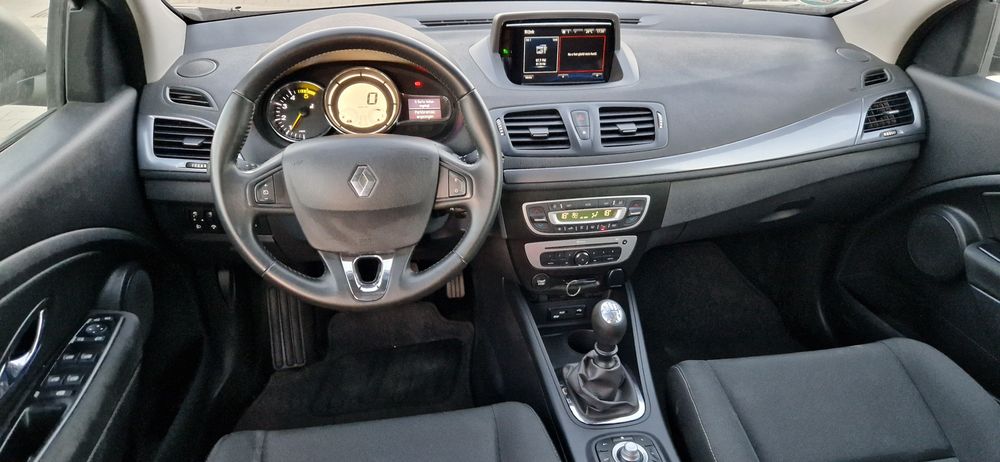 Vand Renault Megane 1.5 dci Model LIMITED RATE Import Germania